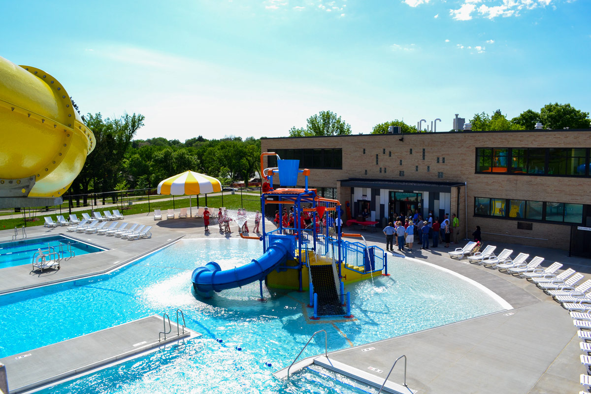 bird's eye view of outdoor pool