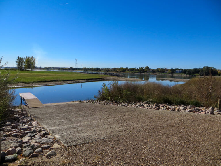 boat ramp at Hoge Island Park with access to the Missouri River