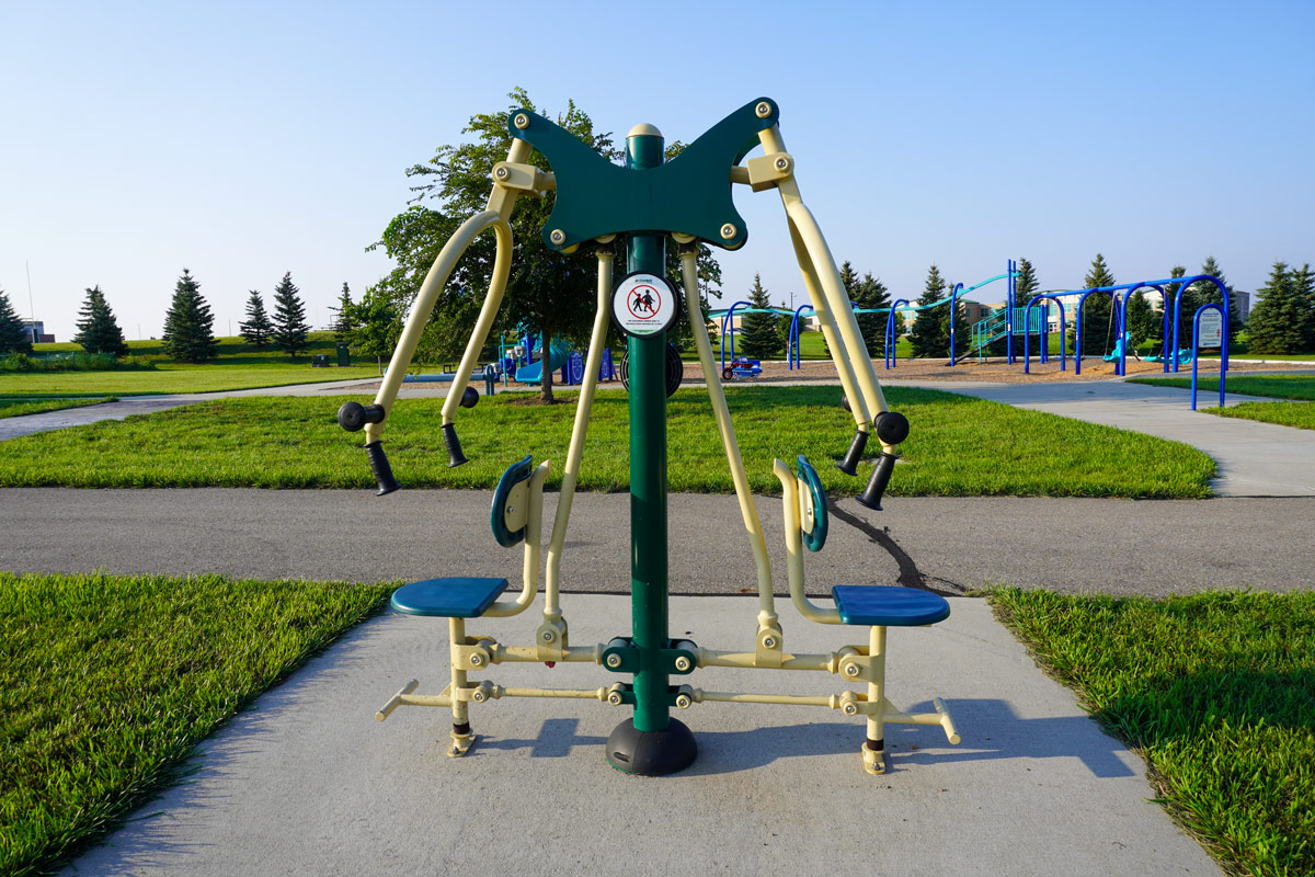 chest press machine at the Horizon Park Fitness Trail
